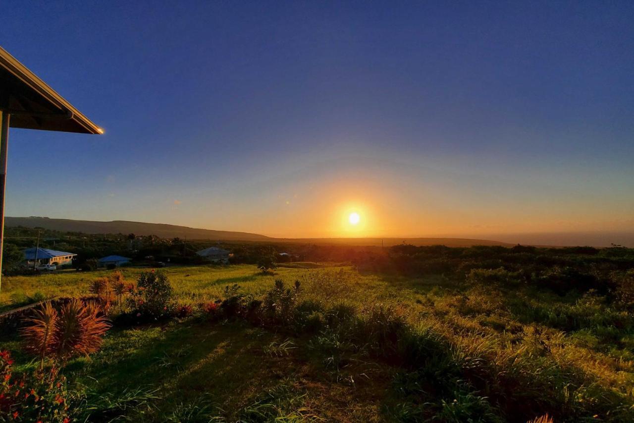 The Aloha Green House Retreat With Ocean Views! Naalehu المظهر الخارجي الصورة